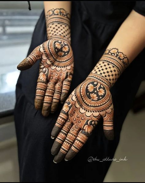 henna henna designs henna tattoo henna tattoos henna design henna tattoo designs hennas henna hand henna tattoo design Henna Tattoo Design, Traditional Mehndi Designs, Traditional Mehndi, Beautiful Simple Mehndi Design, Rajasthani Mehndi Designs, Tattoos Henna, Front Hand Mehndi, Henna Inspiration, Front Mehndi Design