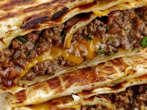 Satisfy Your Cravings with These Delicious Grilled Cheeseburger Wraps! - NewsBreak Yeast Dinner Rolls Recipe, Cheeseburger Wraps, Pickled Beets Recipe, Taco Mac And Cheese, Bourbon Chicken Recipe, Roasted Tomato Basil Soup, Bbq Night, Homemade Chicken And Dumplings, Peanut Butter Protein Bars