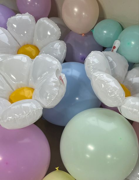 spring fling frfr Spring Ball Aesthetic, Spring Formal Dance Themes, Spring Homecoming Theme, Spring Fling Dance Ideas, Flower Sweet 16, Spring Ball Decorations, Spring Fling Decorations, Spring Formal Decorations, Spring Fling Birthday Party