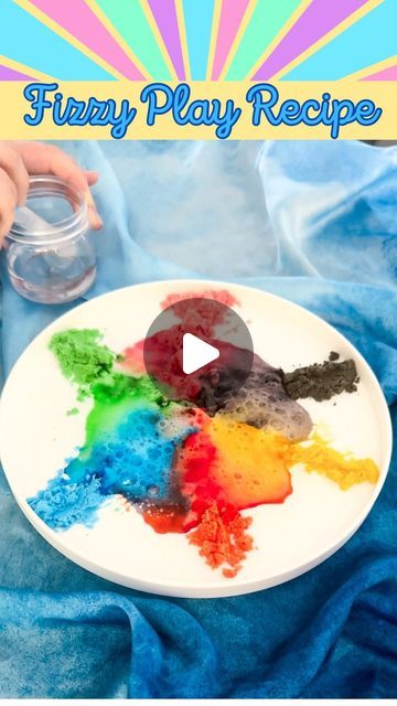 Sally, Phoenix & Nala ~ Sensory & Messy Play Lovers on Instagram: "Rainbow Fizz 🌈 

We absolutely love fizz in our home 😍 and this is by far the easiest recipe we use to create fizzy play 🙌

It’s super easy and really cost effective!! All you will need is Bi-carb soda and vinegar. We love adding some food colouring to the powder just to add an element of prettiness 🌈

Don’t like the smell of vinegar?? Stay tuned for our second fizz recipe coming soon - activated simply by using water 💦 
.
.
.
.
.
 #sensoryplay #sensoryactivity #sensoryplayideas #sensorylearning #sensoryplaytolearn #sensorytray #messyplay #messyplayideas #messyplayactivities #messyplayanyway #messyplaytime #myessyplayalong #learnplaymakeamess #earlyyearsplay #learningthroughplay #earlylearning #playislearning #playtole Fizzy Play, Messy Play Activities, Early Childhood Learning, Early Childhood Development, Toddler Development, Food Colouring, Messy Play, Play Food, Toddler Learning