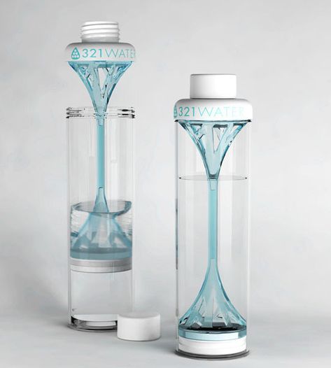 321 Water bottle - reusable, BPA free plastic water bottle with unique plunger filter, designed by Gretha Oost. Water Packaging, Effective Branding, Filtered Water Bottle, Cool Packaging, Best Water Bottle, Reusable Water Bottles, Water Bottle Design, Beverage Packaging, Bottle Packaging