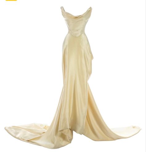 Silk Corset Dress, Silk Corset, Robes Glamour, Celebrity Wedding Dresses, Wedding Dress Champagne, Silk Wedding Dress, Prom Dress Inspiration, Fairytale Dress, Cream Silk