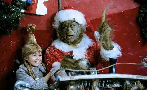 Cindy Lou Who Immagini Grinch, O Grinch, Der Grinch, The Grinch Movie, Phoebe Cates, Xmas Movies, Nate Archibald, Best Christmas Movies, Penn Badgley