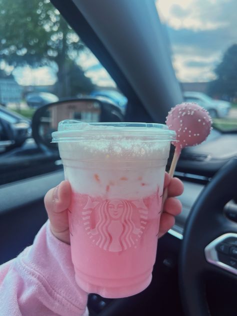 #pink #starbucks Pink Starbucks Aesthetic, Preppy Starbucks Drinks, Starbux Drinks, Pink Starbucks Drink, Preppy Drinks, Pink Drink Starbucks, Bubble Tee, Pink Soda, Starbucks Drinks Diy