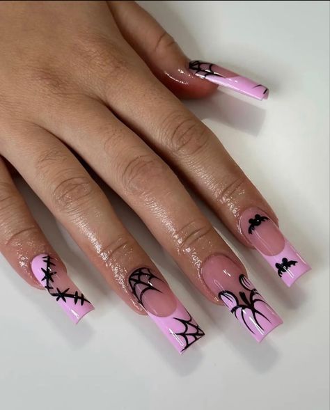 Pink Black Nails, Black Halloween Nails, Holloween Nails, Fake Nails Designs, Black Acrylic Nails, Magic Nails, Subtle Nails, Stylish Nails Designs, Nails Design With Rhinestones