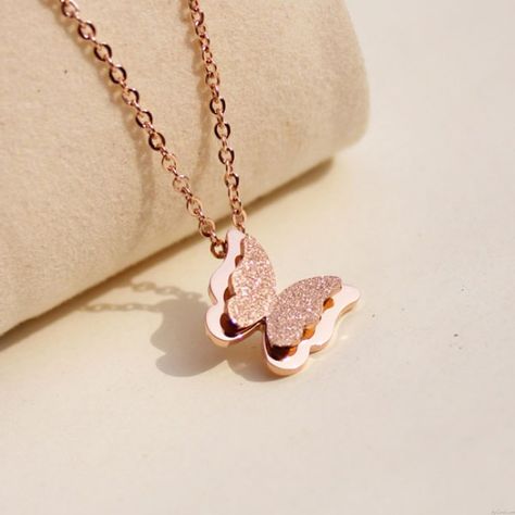 Cute Frosted Butterfly Pendant Necklace Butterfly Necklace Gold, Fashion Organization, Butterfly Pendant Necklace, Gold Jewelry Necklace, Fancy Jewellery, Necklaces Jewelry, Necklace Fashion, A Necklace, Cute Necklace