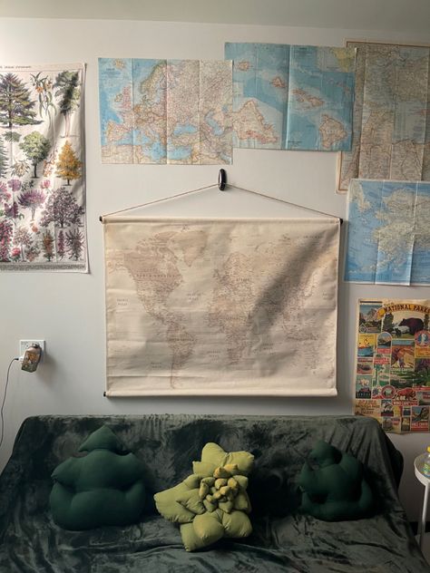 aesthetic dorm room, granola room, dorm room, granola girl, maps, aesthetic maps, wall decor, granola girl Granola Apartment, Salted Granola Room, Granola Girl Room Aesthetic, Granola Room Aesthetic, Granola Girl Bedroom, Granola Bedroom, Granola Girl Room, Granola Room, Maps Wall Decor