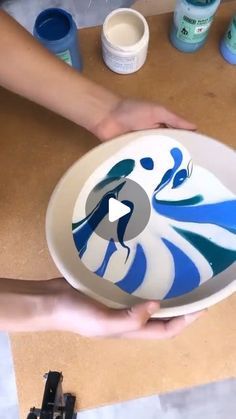 Glazing Plates Ideas, Clay Printing, Ceramic Plates Designs, Wheel Pottery, Ceramica Ideas, Pottery Decoration, Large Bowls, Glaze Combos, Glaze Ideas