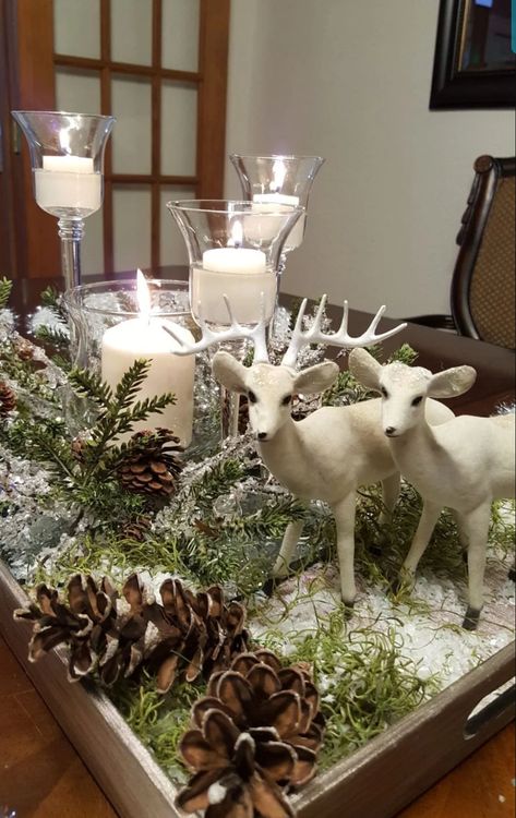 Christmas Deer Decorations, Garland Bedroom, Candle Decorations, Christmas Decorations Centerpiece, Pretty Christmas Decorations, Christmas Candle Decorations, Christmas Centerpieces Diy, Christmas Themes Decorations, Christmas Centerpiece