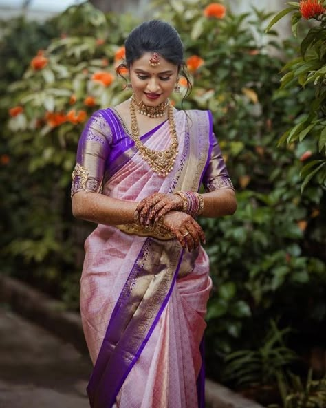 Bridal Kanjivaram Sarees, Kanchi Saree Blouse Designs, Pattu Sarees Color Combinations, Kanjivaram Sarees Silk Bridal, Kanchi Pattu Saree Wedding, Pastel Sarees, Kanchipuram Silk Saree Wedding, Kanchipuram Saree Wedding, Frock Photos