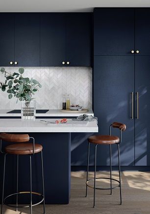 Navy Kitchen Cabinets, Navy Kitchen, Elegant Kitchen Design, Blue Kitchen Cabinets, Blue Cabinets, Elegant Kitchens, French Navy, Kitchen Room Design, Kitchen Inspiration Design