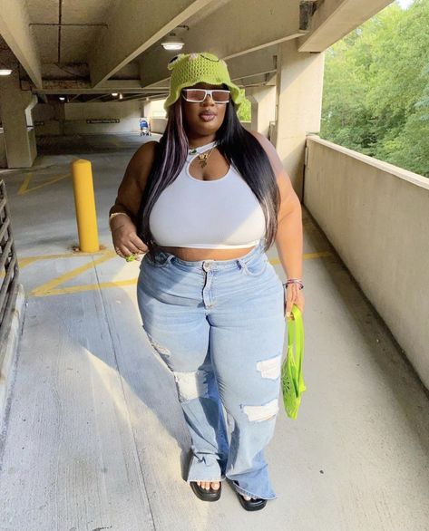 @jtymira on Instagram 💚 Plus Size Chill Outfits Summer, Black Plus Size Women Outfits, Plus Size 70s Fashion Retro Vintage, Birthday Outfit Plus Size Summer, Brunch Plus Size Outfit, Plus Size Summer Outfits Big Stomach Black Women, Plus Size Brunch Outfit Spring, Plus Size Hot Weather Outfits, Plus Size Outfits Black Women