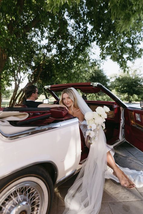 grace and jake's wedding in a white vintage cadillac eldorado car Formal Poses, Car Engagement Photos, Vintage Car Wedding, Vintage Wedding Photography, Engagement Pictures Poses, Wedding Picture Poses, Wedding Photography Styles, Wedding Photos Poses, Cadillac Eldorado