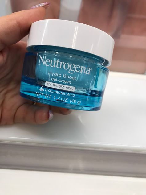 Neutrogena Moisturizer, Neutrogena Hydro Boost Water Gel, Hydro Boost Water Gel, Skincare Store, Fun Lifestyle, Hydro Boost, Neutrogena Hydro Boost, Extra Dry Skin, Beauty Care Routine