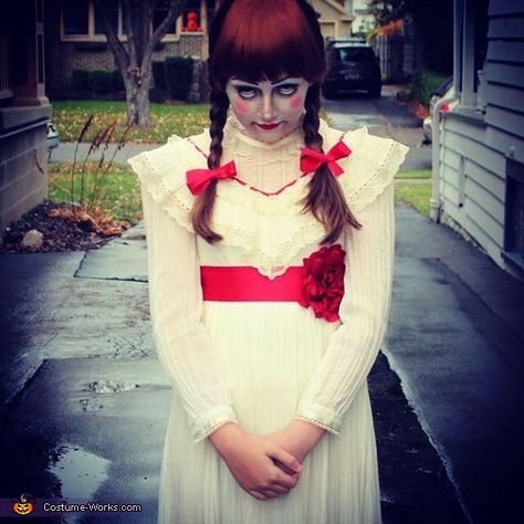 Annabelle Costume - Halloween Costume Contest via @costume_works Diy Annabelle Costume, Annabelle Halloween Costume, Annabelle Costume, Annabelle Halloween, Halloween Costume 2023, Beetlejuice Party, Halloween Costumes 2014, First Halloween Costumes, Creepy Halloween Costumes