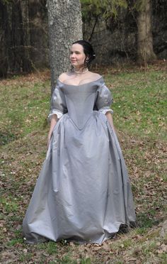 Before the Automobile: 1660's dress 1660s Dress, 1650s Fashion, Baroque Clothing, 1600 Fashion, 17th Century Dress, 1800s Dresses, 17th Century Clothing, 17th Century Fashion, Historical Clothes