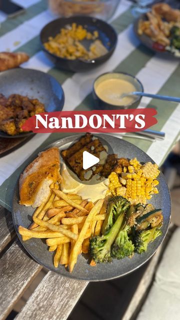 Maya / plant-based food and recipes on Instagram: "FAKEAWAY NANDONT’S 🐓 

My clients loved it (and so did I)! 🥰
RECIPE (4 servings, 60min prep time):
-1 bag “homemade” fries
Prepare according to the packet instructions.
Peri peri spice:
-1 Tbsp sugar
-1 Tbsp paprika
-1 Tbsp onion powder
-1 Tbsp garlic powder
-1 Tbsp ground coriander
-1/2 Tbsp salt
-1/2 Tbsp dried oregano
-1 teaspoon smoked paprika
-1 teaspoon cayenne pepper 
Mix and sprinkle a bit of it over the baked fries.
Peri peri butter:
-75g vegan butter
-1 Tbsp peri peri spice
-zest of 1/2 lemon
Mix well.
Spread it on pre cooked corn on the cob and baguette.
Grill at 200C/400F for 10-12mins.
Tempeh:
-2 blocks (400g) tempeh, cut in slices
-4 Tbsp agave or maple syrup 
-1 Tbsp oil 
-juice of 1 small lemon
-1 Tbsp peri peri spice
Mar Mind Recipes, Cooked Corn, Homemade Fries, Peri Peri, Baked Fries, Food And Recipes, Corn On The Cob, Cayenne Pepper, Tempeh