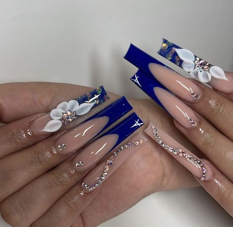 Blue Nail Inspo, Blue Stiletto Nails, Blue Prom Nails, Quince Nails, Blue And Silver Nails, Quinceanera Nails, Royal Blue Nails, Acrylic Nail Shapes, Acrylic Toe Nails