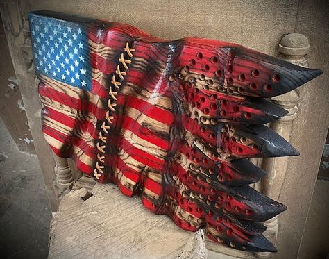 Old Fence Wood, Wall Mounted Coat Hanger, American Flag Wall Art, American Flag Wall, American Flag Decor, Anniversary Gift Diy, Handmade Wedding Gifts, American Flag Wood, Handmade Personalized Gifts