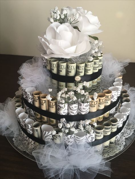 Wedding Money Cake Ideas, Wedding Money Cake, Money Wedding Cake, Wedding Money Tree, Money Wreath, Wedding Cash Gift, Wedding Cake Gift, Money Birthday Cake, Money Cakes