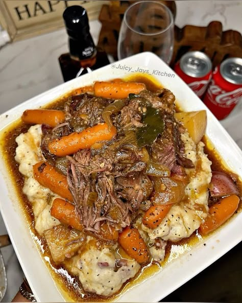 #follow #foodie #foodporn #food #dinner #lunch #blogging #blogger #blog Pot Roast Over Mashed Potatoes, Roast Over Mashed Potatoes, Food Black People, Recipes Pot Roast, Over Mashed Potatoes, Soul Food Dinner, Beef Chuck Roast, Pot Roast Recipes, Healthy Food Dishes