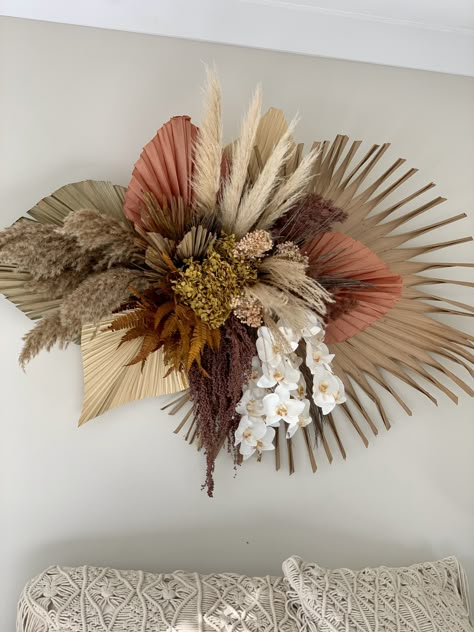 Dried Wall Arrangements, Floral Wall Arrangements, Dried Flower Wall Arrangements, Wall Floral Arrangements, Dried Flower Arrangements Wall, Wall Flower Arrangements, Flower Mood Board, Dried Floral Wall Hanging, Palm Wall Decor