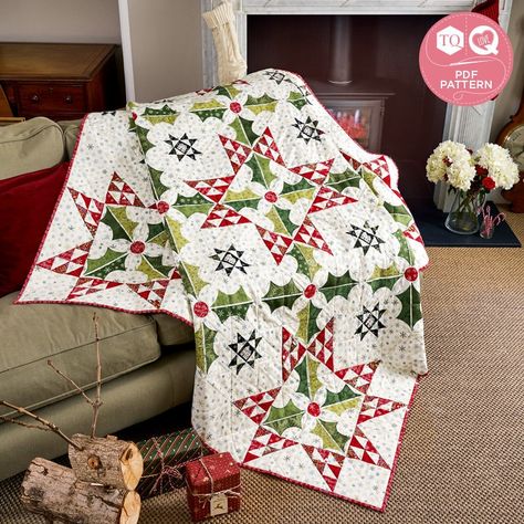 Christmas Quilt Blocks, Christmas Quilt Patterns, Holly Christmas, Holiday Quilts, Winter Quilts, Christmas Quilts, Christmas Quilt, Blanket Stitch, Christmas Holly