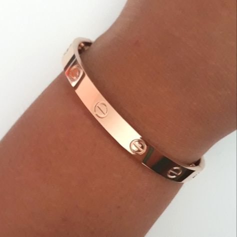 NEW Screw Bracelet Rose Gold Cuff Bangle ❤ Love it ! Gold Cuff Bangle, Screw Bracelet, Bracelet Rose Gold, Spring Resort, Gold Cuffs, Bracelet Cuff, Hailey Baldwin, Cartier Love Bracelet, Gifts Birthday