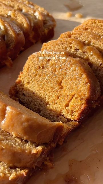 tuyen on Instagram: "brown butter pumpkin bread w a salted maple brown butter glaze!!! 👼🍂🍞🍁 so good, moist, pillowy, and spiced 🫶 

brown butter pumpkin bread recipe: 

190g brown sugar
90g white sugar
15oz pumpkin puree— a can 
2 large eggs 
100ml whole milk
30ml brown butter
80ml neutral oil 
~1 tbsp vanilla paste and/or extract 
~1/4 - 1/2 tsp salt, adjust to taste 

240g all purpose flour 
1/2 tsp baking soda 
1-2 tsp pumpkin spice, adjust to taste 

salted maple brown butter glaze: 

25g brown butter
50g maple syrup
50g powdered sugar 
salt & vanilla extract 
milk 

Brown your butter and let it cool, measure out 30ml. Combine all of your wet ingredients together, ideally all ingredients should be around room temperature. Sift all of your dry ingredients together over the wet ingr Brown Butter Glaze, Finger Food Recipes For Toddlers, Butter Glaze, Maple Brown, Vanilla Paste, Pumpkin Bread Recipe, Tasty Baking, Sweet Snacks Recipes, Food Recepie