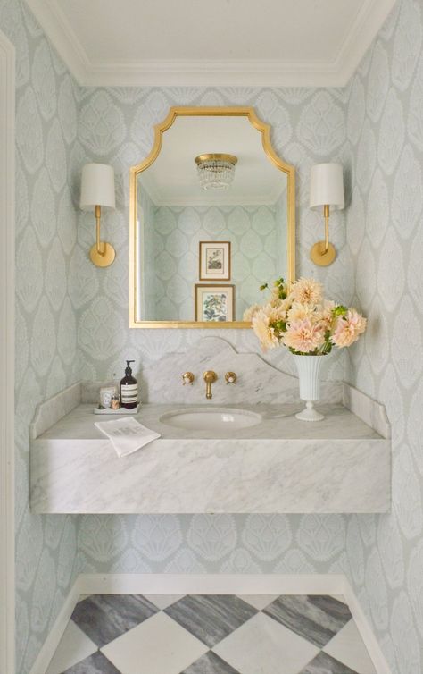 French Half Bath, Powder Room Accent Table, Marble Vanity Powder Room, Marble Floor Powder Room, Small French Country Bathroom, Fancy Powder Room, Tiny Powder Room Ideas, French Chic Interior, Powder Room Tile