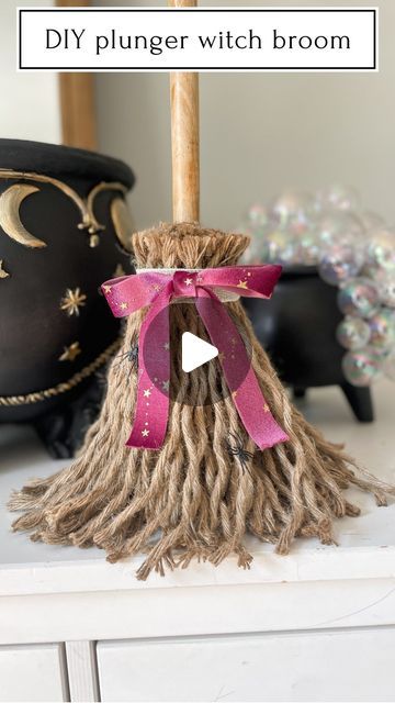 Mom Witch Costume Diy, Plunger Witches Broom Diy, Halloween Broom Diy, How To Make A Witches Broom Diy, Hocus Pocus Brooms, Witches Broom Diy, Witch Broom Diy, Diy Witches Broom, Witchy Crafts Diy