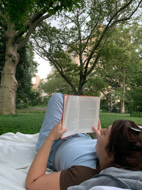 Book Girl Aesthetic, Book Girl, The Park, A Book, A Woman, Reading