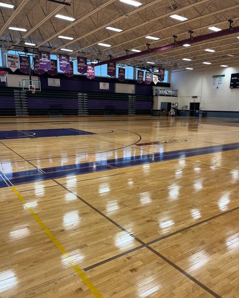 basketball court Basement Basketball Court, Indian Courts, Basketball Room, Aesthetic Dump, Basketball Courts, Character Aesthetic, Basement, Basketball Court