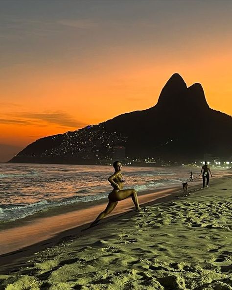 Girl From Ipanema Aesthetic, Brazilian Vibes, Brazil Vibes, Girl From Ipanema, Summer Barbie, Brazil Art, Ipanema Beach, Brazil Travel, Summer Heat