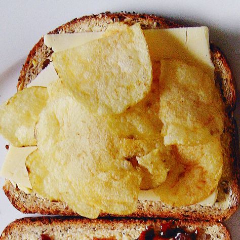 Potato Chip Sandwich, Sandwich And Chips, Chip Sandwich, Dill Pickle Juice, Kettle Cooked Chips, Sweet Relish, Brioche Bread, Potato Chip, Pickle Juice