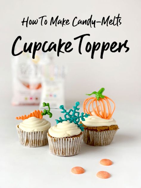 How To Make Candy Melts Cupcake Toppers #cupcake #cake #decorations #decorating #candymelts Candy Melt Cake Decorations, Cupcakes With Toppers, Using Candy Melts, Candy Melt Ideas, Mini Cupcake Decorating Ideas, Cupcake Topper Ideas, Candy Melts How To Use, Edible Cupcake Toppers Diy, Diy Cupcake Toppers