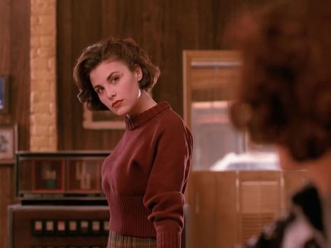 Costuming Peaks - Audrey Horne in Season 1 - Twin Peaks Blog Donna Hayward, Twin Peaks Fashion, Audrey Horne, Sherilyn Fenn, Black Lodge, Laura Palmer, Hollywood Boulevard, After Life, Twin Peaks