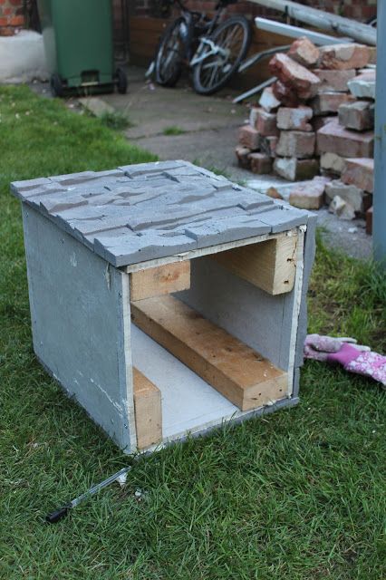 Scrap Tile Ideas, Flat Roof Tiles, Girly Diy, Childrens Garden, Leftover Tile, Build A Table, Me Neither, Tiles Ideas, Cultured Stone