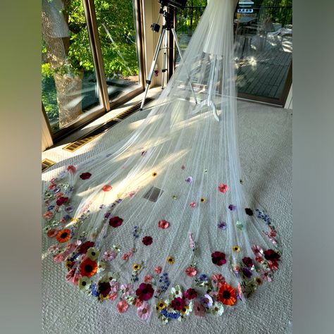 This Is A One Of A Kind Handmade Wedding Veil With Colorful Floral Lace Detailing That Is Hand Sewn On With Hand Placed Crystals. The Color Of Tulle Is A Light Ivory. Would Work With Any Color Of Dress!! The Length Is A Cathedral Length Veil. Makes For Magical Photos!! You Would Be Supporting A Small Business With This Purchase! And You Would Have A Veil No One In The World Would Have! This Veil Has Been In A Photoshoot For A Wedding Article And Collaboration! Photos Two And Three Are From The P Long Flower Veil, Hand Embroidered Veil, Wedding Veil Colorful, Colorful Veil, Wildflower Veil, Floral Wedding Veil, Magical Photos, Unique Wedding Veils, Cathedral Length Wedding Veil