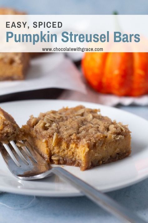 Pumpkin Streusel Bars. A brown sugar cinnamon streusel from the crust as well as the crunchy streusel topping on these bars. A pumpkin cheesecake filling makes them the perfect fall dessert. Quick and easy to. Easy as pie :) #pumpkinpie #pumpkinbars #streusel Keto Pumpkin Cake, Pecan Streusel Topping, Kasey Trenum, Low Carb Pumpkin Pie, Desserts Keto, Pumpkin Cake Recipes, Keto Pumpkin, Homemade Pumpkin Puree, Thanksgiving Food Desserts