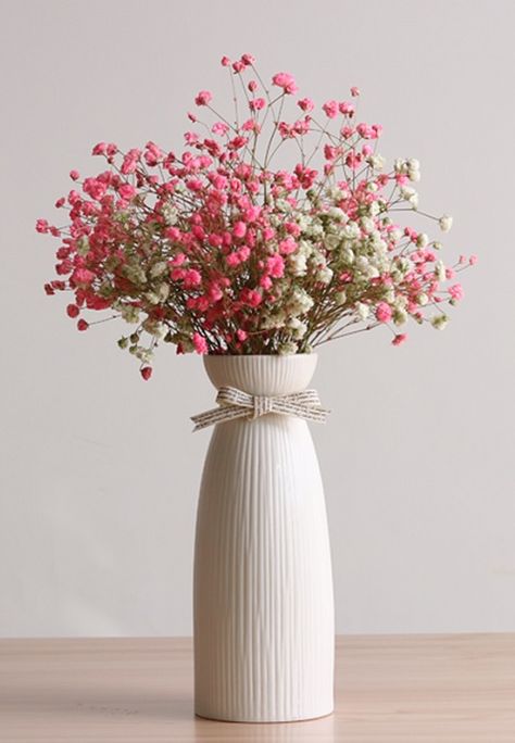 Vases Flowers Arrangements, Dry Flowers Decoration Vase, Flower Arrangement In Vase, Flower Pot Photography, Flowers Vase Ideas, Arrange Flowers In A Vase, Flower Arrangements Vase, Vases With Flowers, Flower Bouquet Vase