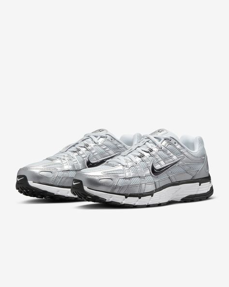 Nike P6000, P 6000, Sneaker Nike, Nike Air Pegasus, Silver Sneakers, Baskets Nike, Nike Pegasus, Nike Classic, Trending Sneakers