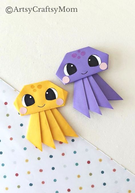 If you're up for a challenge, this Origami Octopus craft for Kids is perfect to expand your Origami skills! Practice your folds and see what happens! Koi Fish Craft, Origami Octopus, Origami Koi Fish, Octopus Craft, Fun Origami, Octopus Crafts, Fish Craft, Origami Patterns, Origami Bird