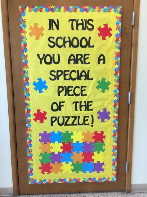 Puzzle Bulletin Boards, Bulletin Board Template, Puzzle Piece Template, Inspirational Bulletin Boards, Elementary Bulletin Boards, Classroom Door Decorations, Toddler Teacher, School Door Decorations, School Board Decoration