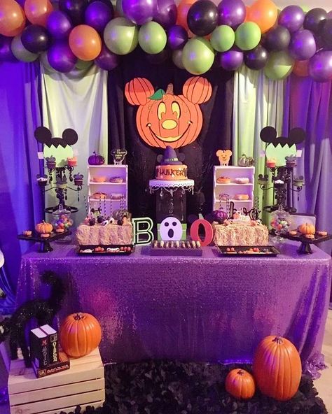 Check out this fun Mickey Mouse Halloween Birthday Party! Love the decor! See more party ideas and share yours at CatchMyParty.com   #catchmyparty #partyideas #halloween #halloweenparty #mickeymouse #boo #bootoyou #haunted #party Mickey Mouse Halloween Birthday Party, Disney Halloween Parties, Halloween First Birthday, Halloween 1st Birthdays, Halloween Themed Birthday Party, Mickey Halloween Party, Halloween Baby Shower Theme, Halloween Party Decorations, Halloween Birthday Party