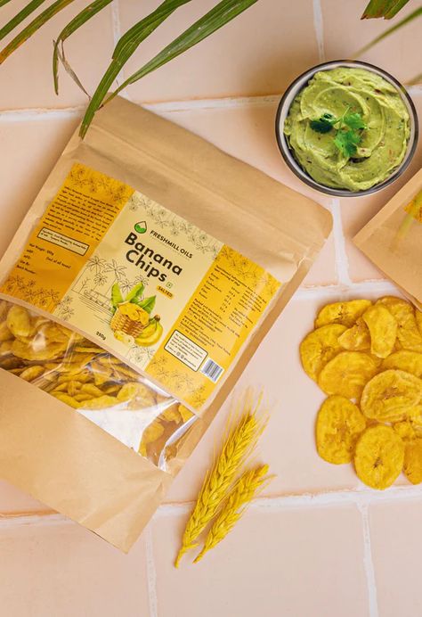 hgcvhvjbjb Dehydrated Food Packaging, Banana Chips Photography, Packaged Food Product Photography, Banana Chips Packaging, Namkeen Packaging Design, Packaging Snack, Food Business Ideas, Snack Brands, Fruit Packaging