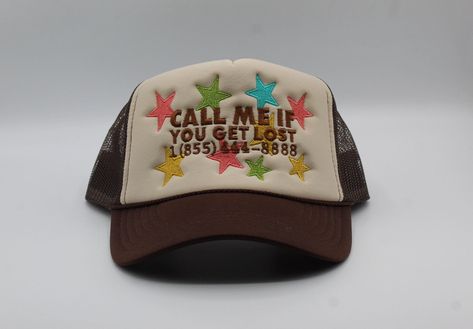 Custom otto high brim trucker hat (call me if you get lost) embroidered 🪡 Unique Baseball Caps, Trucker Cap Design, Trucker Hat Outfit, Awesome Shirt Designs, Custom Fitted Hats, Streetwear Hats, Dope Hats, Funky Hats, Hip Kids