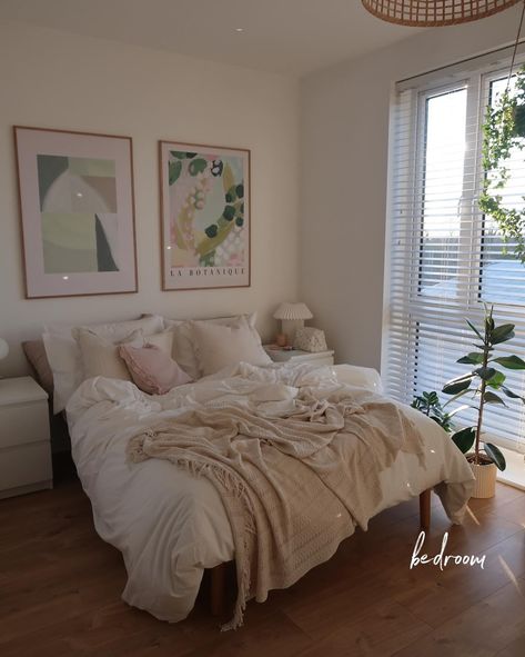 my girly apartment 😉🌸💖 #apartment #homedecor #girlstyle Soft Girl Apartment Aesthetic, Girl Apartment Aesthetic, Apartment Aesthetic Bedroom, Girly Apartment Aesthetic, Apartment Aesthetic Cozy, Girl Apartment, Girly Apartments, Aesthetic Cozy, Apartment Aesthetic