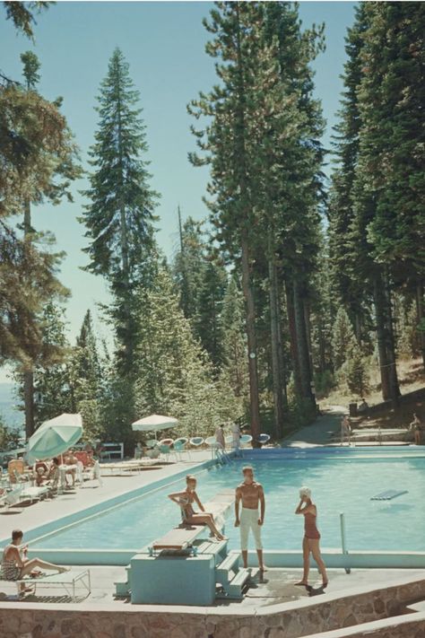 California Dreaming via Slim Aarons, the photographer who was always able to capture the very essence of Summer. The Tahoe Tavern pool in 1959 On the banks of Lake Tahoe in the US, the Tahoe Tavern pool drew Californian sun-worshipers year round. Slim Aarons Lake Tahoe photography greats Slim Aarons Pool, Lake Tahoe Photography, Tahoe Photography, European Beaches, Slim Aarons Photography, Slim Aarons Photos, Slim Aarons Prints, Pool Drawing, Lake Tahoe Summer