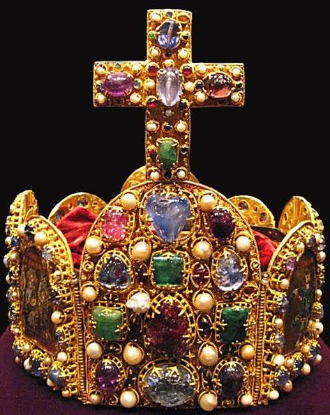 The Imperial Crown of the Holy Roman Empire (German: Reichskrone) was the hoop crown (German: Bügelkrone) of the Holy Roman Emperor from the 11th century to the dissolution of the Holy Roman Empire in 1806. The crown was used in the coronation of the King of the Romans, the title assumed by the Emperor-elect immediately after his election. It was made in the late 10th or early 11th century#beautiful#crown#love#travel#trending#pintrest#vlog#viral#fashion#history#Roman Nuremberg Castle, Pearl Wedding Accessories, Roman Kings, Royal Crown Jewels, Imperial Crown, Holy Roman Empire, Engraving Illustration, My Fantasy World, Asian History